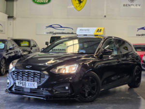 2018 Ford Focus 1.0 T Ecoboost St-Line X in Black — image 4
