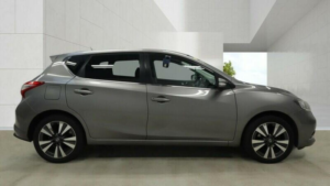 2018 Nissan Pulsar 1.2 Dig-T N-Connecta Euro 6 (s/s) 5dr in Grey — image 4
