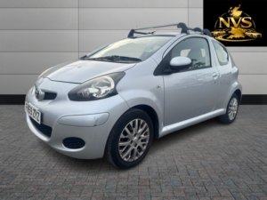 2009 Toyota Aygo 1.0 Vvt-I Platinum in Silver — image 3
