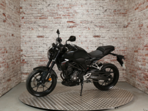 2023 Honda Cb300r Abs in Black — image 5