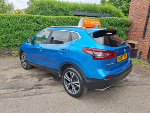 2017 Nissan Qashqai 1.5 Dci N-Connecta Euro 6 (s/s) 5dr in Blue — image 3