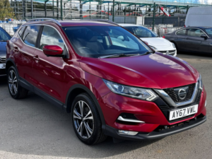 2018 Nissan Qashqai 1.6 Dci N-Connecta in Red — image 4