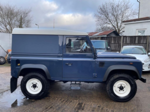 2010 Land Rover Defender 90 2.4 Tdci in Blue — image 3