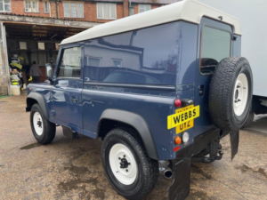 2010 Land Rover Defender 90 2.4 Tdci in Blue — image 5