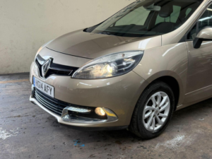 2014 Renault Scenic 1.5 Dci Energy Dynamique Tomtom Euro 5 (s/s) 5dr in Beige — image 2