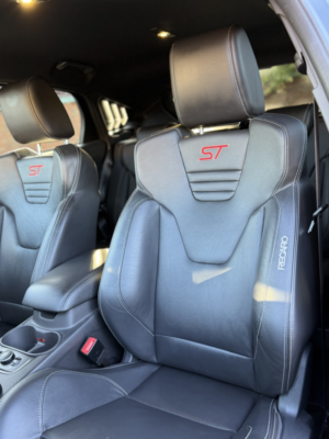 2013 Ford Focus 2.0 T Ecoboost St-3 in Black — image 2