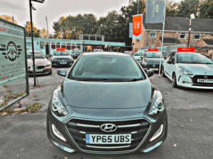 2015 Hyundai I30 1.6 Crdi Blue Drive Se Euro 6 (s/s) 5dr in Grey — image 3