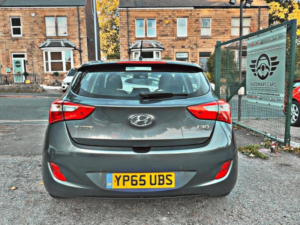 2015 Hyundai I30 1.6 Crdi Blue Drive Se Euro 6 (s/s) 5dr in Grey — image 6