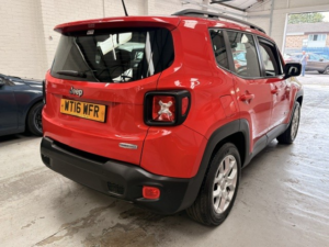 2016 Jeep Renegade 1.4 Renegade My16 1.4 Multiair Ii 140hp Longitude in Red — image 4