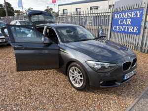 2014 BMW 1 Series 1.6 116d Ed Efficientdynamics Business Euro 5 (s/s) 5dr in Grey — image 5