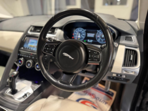 2018 Jaguar E-Pace 2.0 D150 Hse Auto AWD Euro 6 (s/s) 5dr in Black — image 2