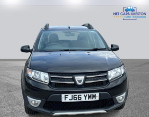 2016 Dacia Sandero Stepway 0.9 Tce Laureate Euro 6 (s/s) 5dr in Black — image 2
