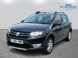 2016 Dacia Sandero Stepway 0.9 Tce Laureate Euro 6 (s/s) 5dr in Black — image 3