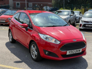 2013 Ford Fiesta 1.25 Zetec Euro 5 3dr in Red — image 6