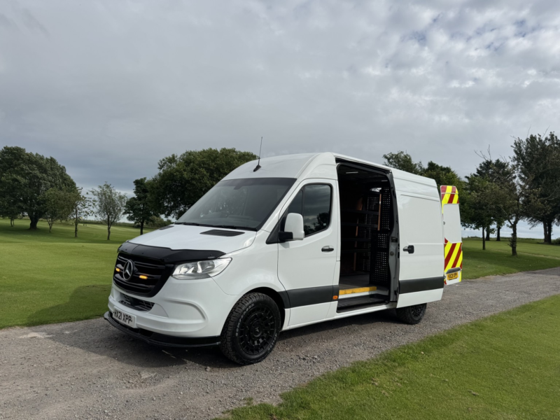 2021 Mercedes-Benz Sprinter 2.0 315 Cdi Progressive in White — image 1
