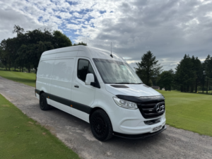 2021 Mercedes-Benz Sprinter 2.0 315 Cdi Progressive in White — image 2