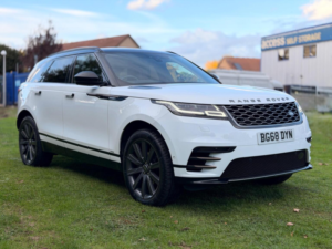 2018 Land Rover Range Rover Velar 2.0 D180 R-Dynamic Hse Auto 4WD Euro 6 (s/s) 5dr in White — image 6