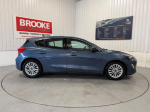 2019 Ford Focus 1.5 Ecoblue Titanium Auto Euro 6 (s/s) 5dr in Blue — image 2