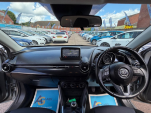 2015 Mazda Mazda2 1.5 Skyactiv-G Sports Launch Edition Euro 6 (s/s) 5dr in Silver — image 2