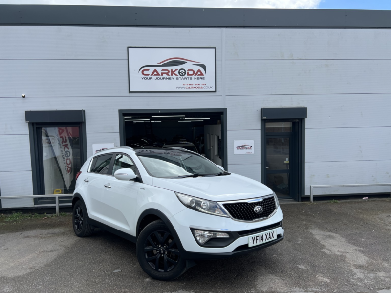 2014 Kia Sportage 2.0 Crdi Kx-2 in White — image 1