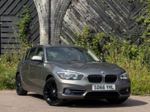 2016 BMW 1 Series 1.5 118i Sport Euro 6 (s/s) 5dr in Silver — image 5