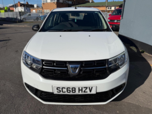 2018 Dacia Sandero 1.0 Sce Essential Euro 6 5dr in White — image 2