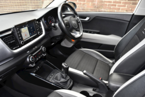 2019 Kia Stonic Crdi 3 Isg in White — image 6