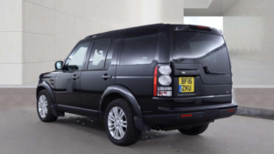 2016 Land Rover Discovery 4 3.0 Sd V6 Se Tech SUV 5dr Diesel Auto 4WD Euro 6 (s/s) (256 Bhp) in Black — image 3