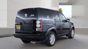 2016 Land Rover Discovery 4 3.0 Sd V6 Se Tech SUV 5dr Diesel Auto 4WD Euro 6 (s/s) (256 Bhp) in Black — image 4