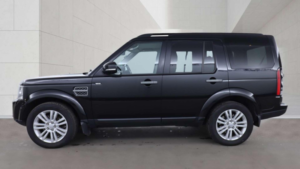 2016 Land Rover Discovery 4 3.0 Sd V6 Se Tech SUV 5dr Diesel Auto 4WD Euro 6 (s/s) (256 Bhp) in Black — image 6