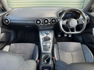 2015 Audi Tt 2.0 Tfsi Sport in Black — image 4
