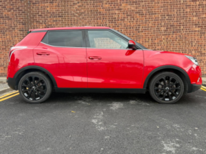 2017 Ssangyong Tivoli 1.6 E-Xgi Elx Euro 6 (s/s) 5dr in Red — image 4