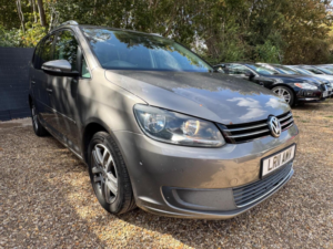 2011 Volkswagen Touran 2.0 Tdi Se Euro 5 5dr in Grey — image 4