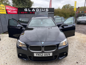 2012 BMW 5 Series 2.0 520d M Sport Touring Steptronic Euro 5 (s/s) 5dr in Black — image 2