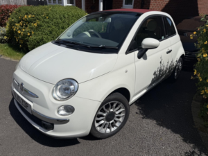 2010 Fiat 500c 1.2 Lounge in White — image 6