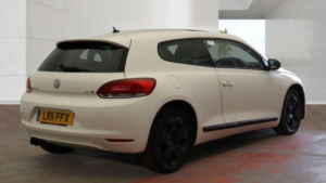 2011 Volkswagen Scirocco 2.0 Tsi Gt DSG Euro 5 3dr in White — image 5