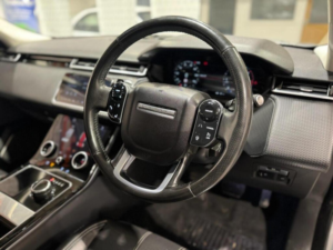 2018 Land Rover Range Rover Velar 2.0 D240 Se Auto 4WD Euro 6 (s/s) 5dr in Silver — image 3