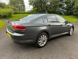 2015 Volkswagen Passat 2.0 Tdi Bluemotion Tech Se Business Saloon 4dr Diesel Manual Euro 6 (s/s) (150 Ps) in Grey — image 3