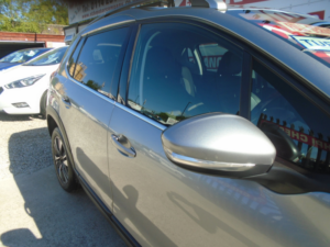 2017 Peugeot 2008 1.6 Bluehdi Allure SUV 5dr Diesel Manual Euro 6 (s/s) (100 Ps) in Grey — image 4