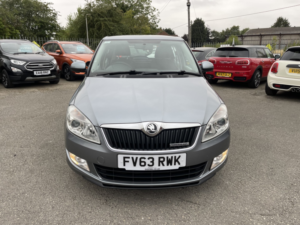 2013 Skoda Fabia 1.2 Tdi Greenline Ii in Grey — image 2