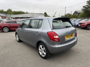2013 Skoda Fabia 1.2 Tdi Greenline Ii in Grey — image 5