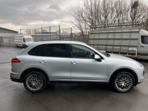 2015 Porsche Cayenne 3.0 Td V6 in Silver — image 6
