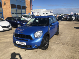 2012 MINI Countryman 2.0 Cooper Sd Countryman in Blue — image 5