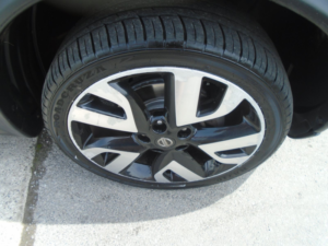 2013 Nissan Juke 1.5 Dci 8v N-Tec SUV 5dr Diesel Manual Euro 5 (110 Ps) in Black — image 5