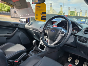2010 Ford Fiesta 1.6 S1600 Hatchback 3dr Petrol Manual (134 G/km, 118 Bhp) in Blue — image 5