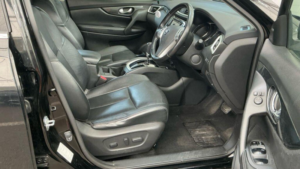 2017 Nissan X-Trail 1.6 Dci Tekna Xtron Euro 6 (s/s) 5dr in Black — image 2