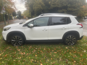 2017 Peugeot 2008 1.2 Puretech Allure in White — image 5