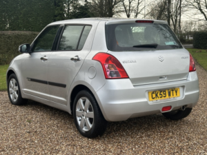 2009 Suzuki Swift 1.3 Sz-L in Silver — image 2