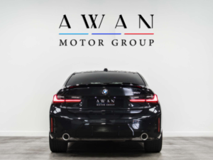 2024 BMW 3 Series 2.0 320i M Sport Auto 4dr in Black — image 5