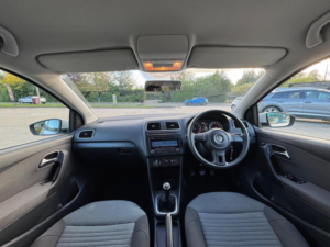 2011 Volkswagen Polo 1.2 Moda Euro 5 5dr in White — image 2